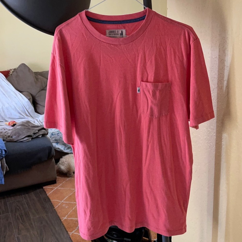 Nice T-shirt Johnnie-O Santa Monica size medium.